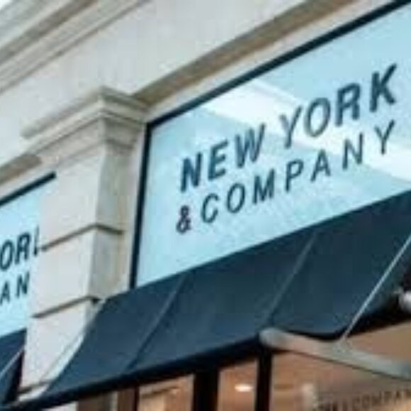 NY & COMPANY STRETCH LADIES PAISLEY BLOUSE W/CONTRASTING COLLAR/CUFFS - Picture 10 of 16